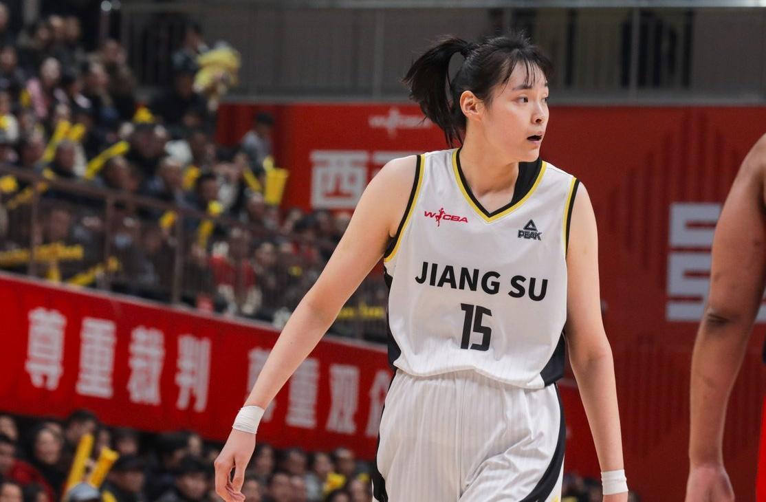 电竞世界杯竞猜-3大数据前3！女篮25岁2米王牌闪耀：力压女奥尼尔，宫鲁鸣召她？